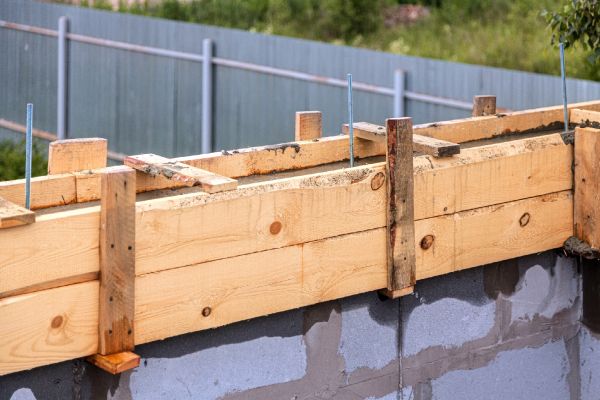 Poured Wall Construction in Norwalk