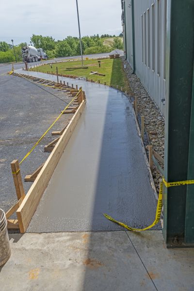 Concrete Sidewalk Paving in Norwalk